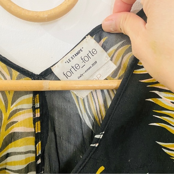 Forte forte 100% silk desert leaf print voile top in black and gold - Picture 7 of 14